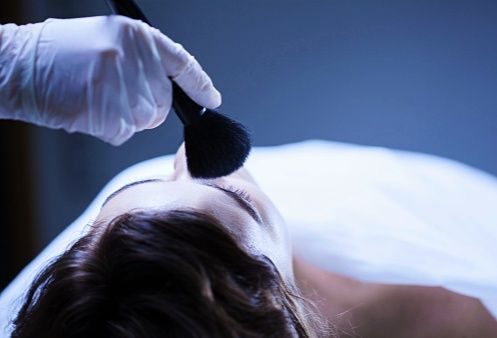 Czym są tanatokosmetyka i tanatopraktyka?